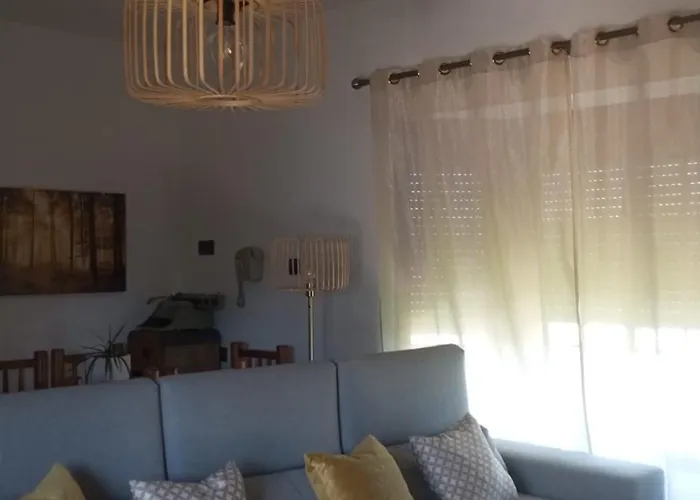 Casa كونيل ذي لا فرونتيرا